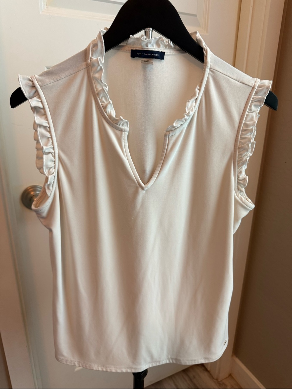 Tommy Hilfiger Cream Ruffle Trim Sleeveless V-Notch Camisole